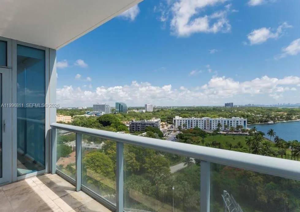 601 NE 36th St # 1208, Miami, FL 33137 photo 3