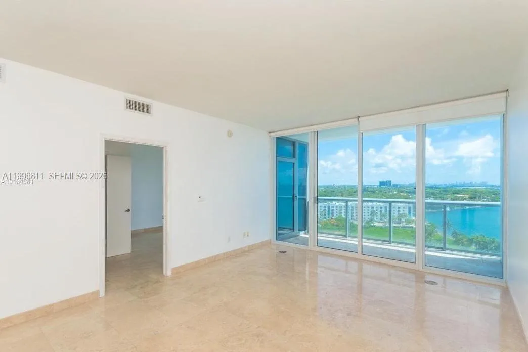 601 NE 36th St # 1208, Miami, FL 33137 photo 5