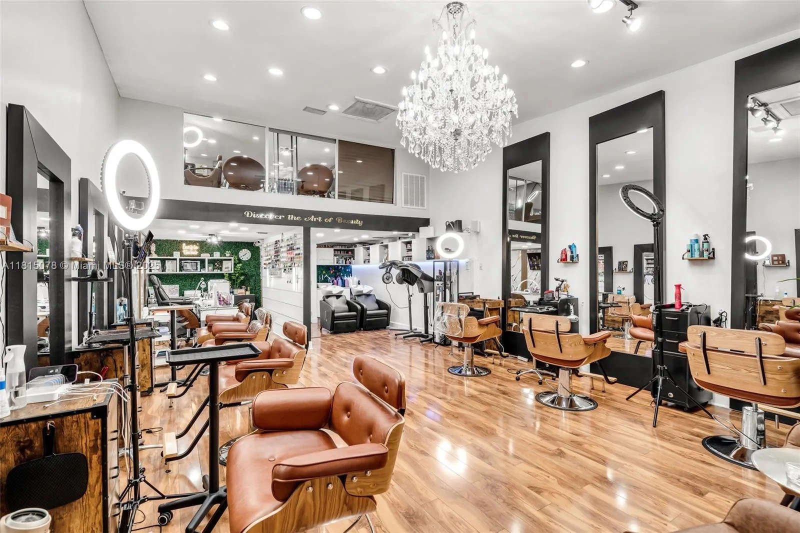 1913 Ponce De Leon Blvd, Coral Gables, FL 33134