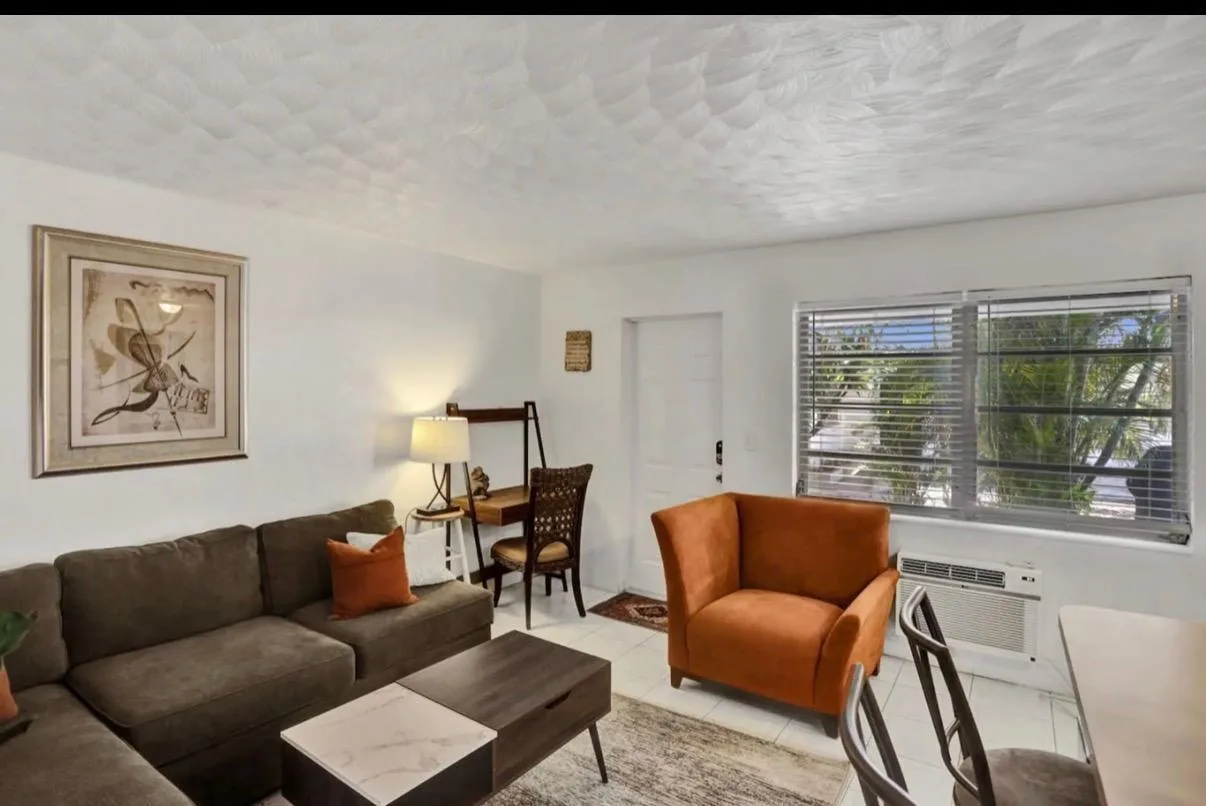 820 NE 16th Avenue # 2, Fort Lauderdale, FL 33304 photo 3