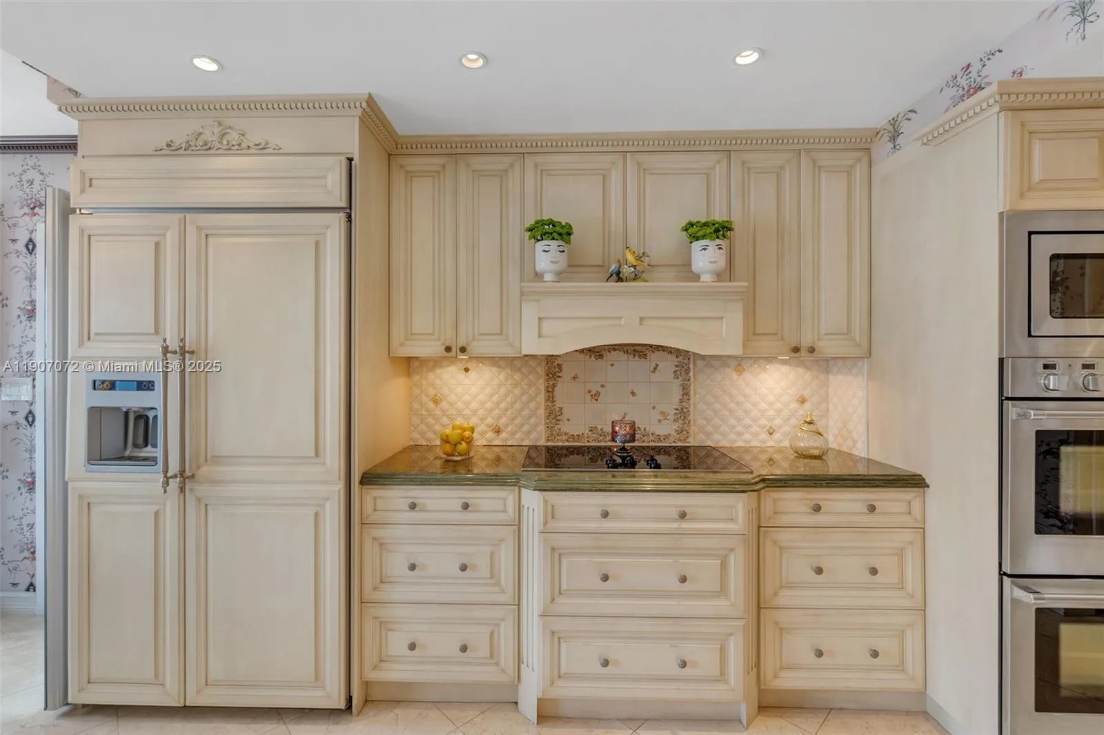 5660 Collins Ave # 7E, Miami Beach, FL 33140 photo 7