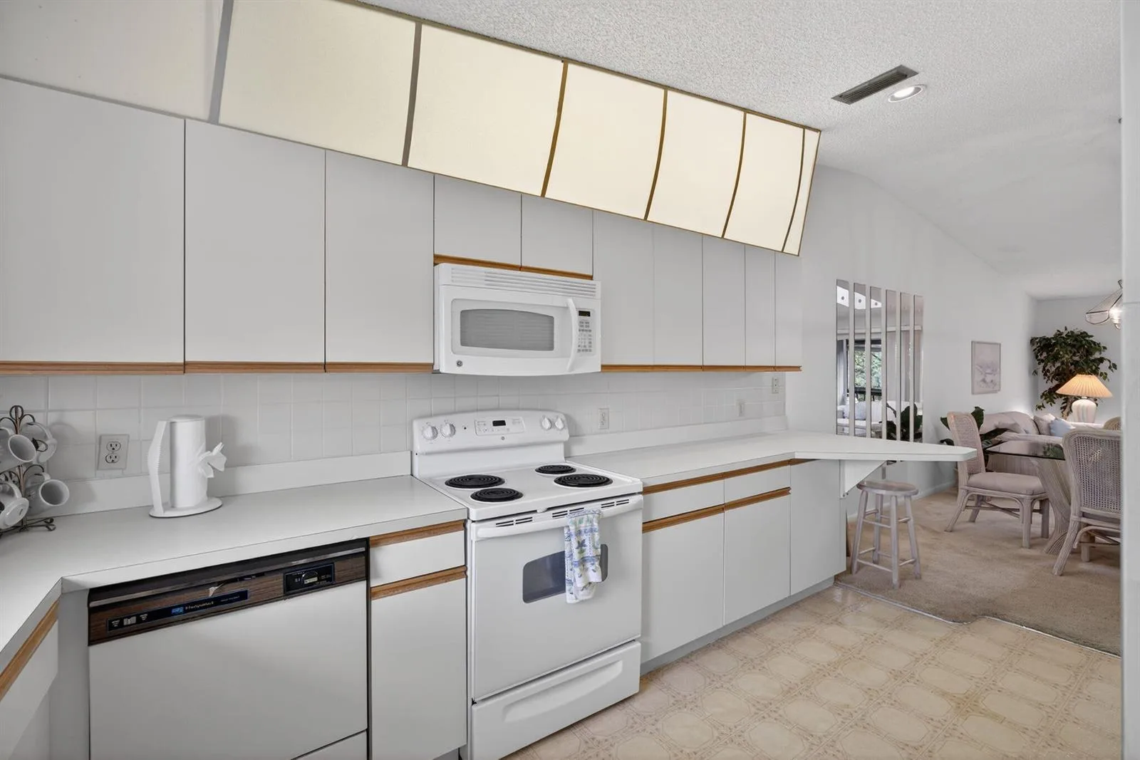 8323 SE Croft Circle # N9, Hobe Sound, FL 33455 photo 5