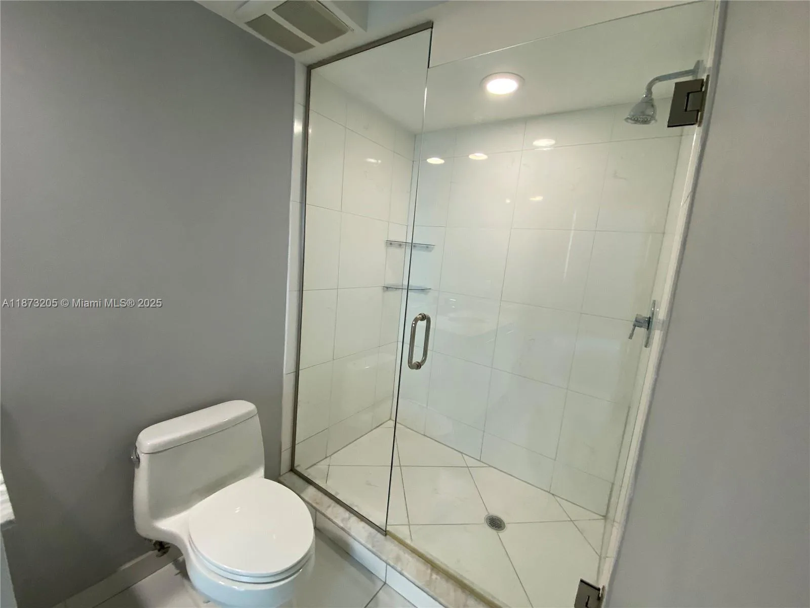 55 SE 6th St # 2107, Miami, FL 33131 photo 13