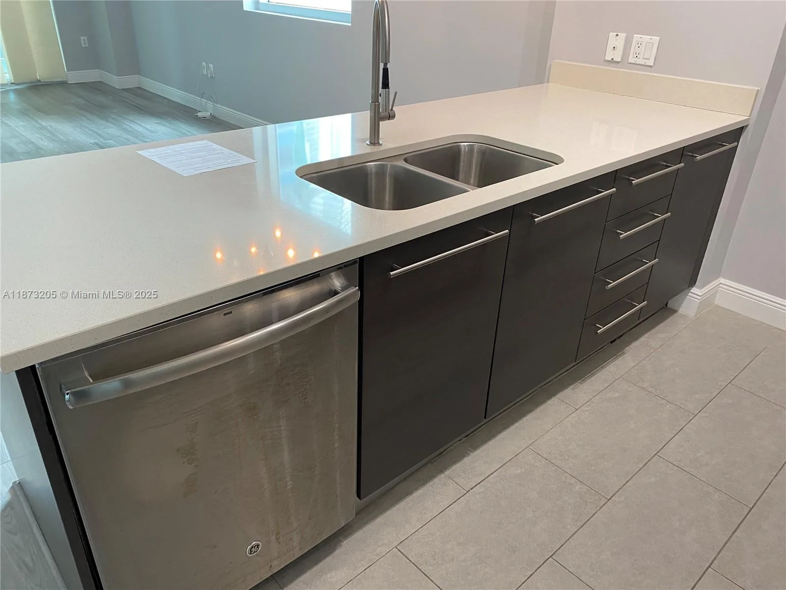 55 SE 6th St # 2107, Miami, FL 33131 photo 7