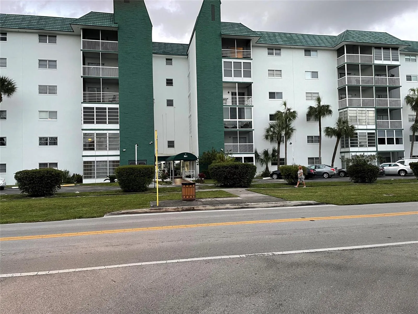 4751 NW 21st Street # 500, Lauderhill, FL 33313