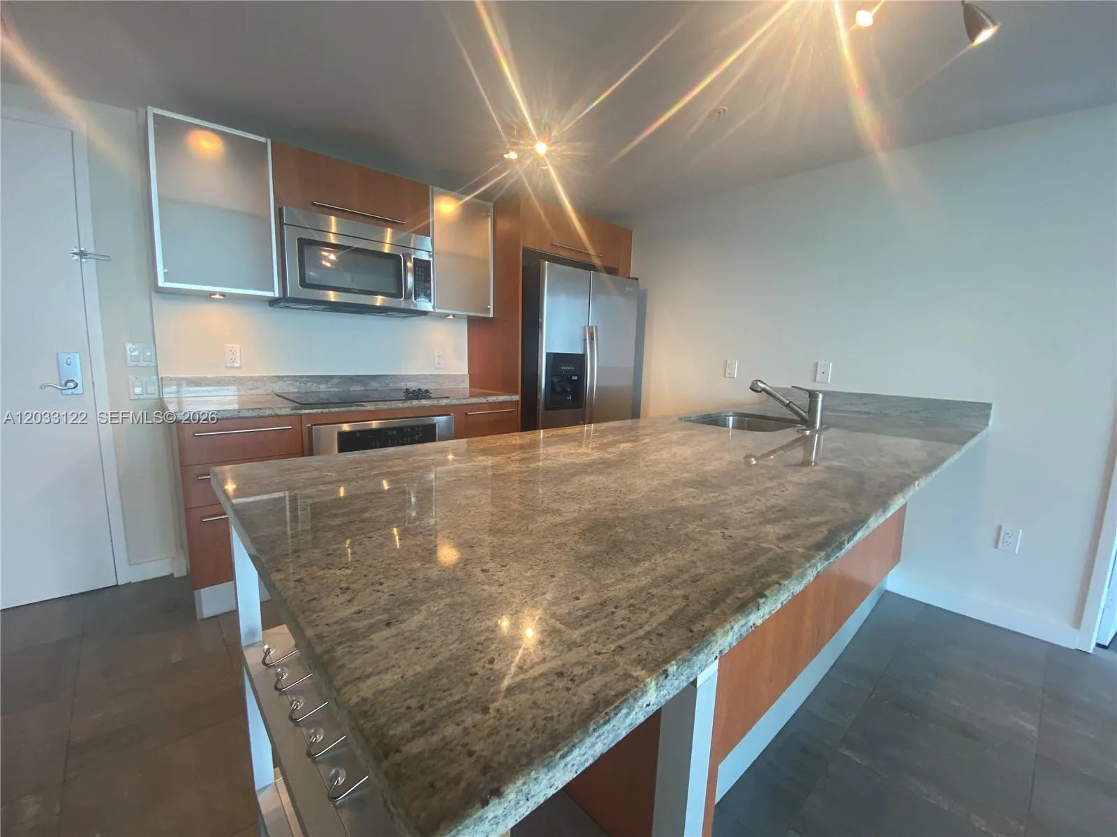 185 SW 7th St # 4206, Miami, FL 33130