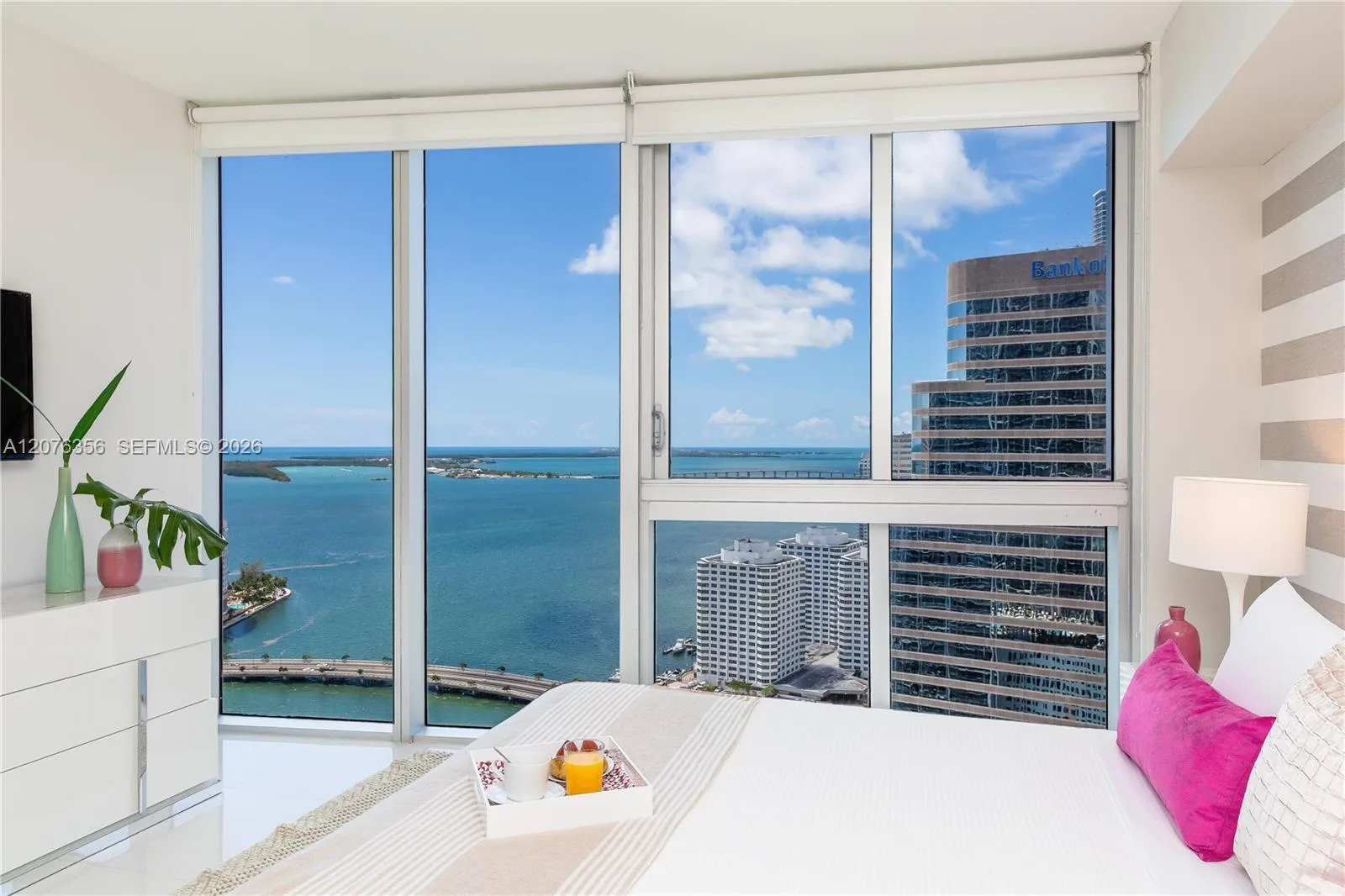 485 Brickell Ave # 3410, Miami, FL 33131 photo 5