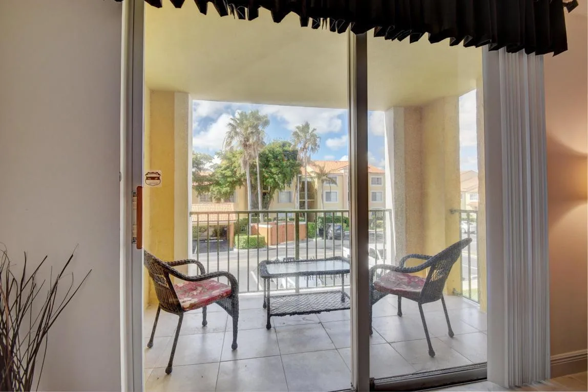 135 Yacht Club Way # 207, Hypoluxo, FL 33462 photo 12