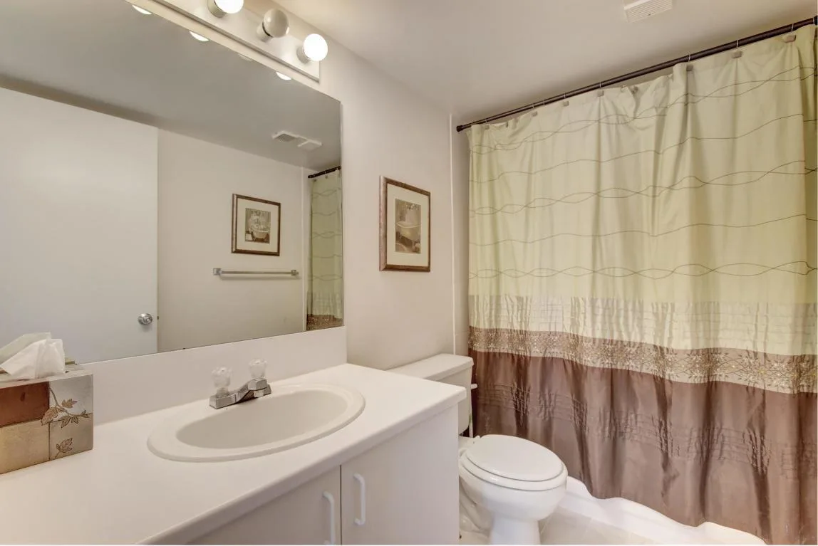 135 Yacht Club Way # 207, Hypoluxo, FL 33462 photo 9