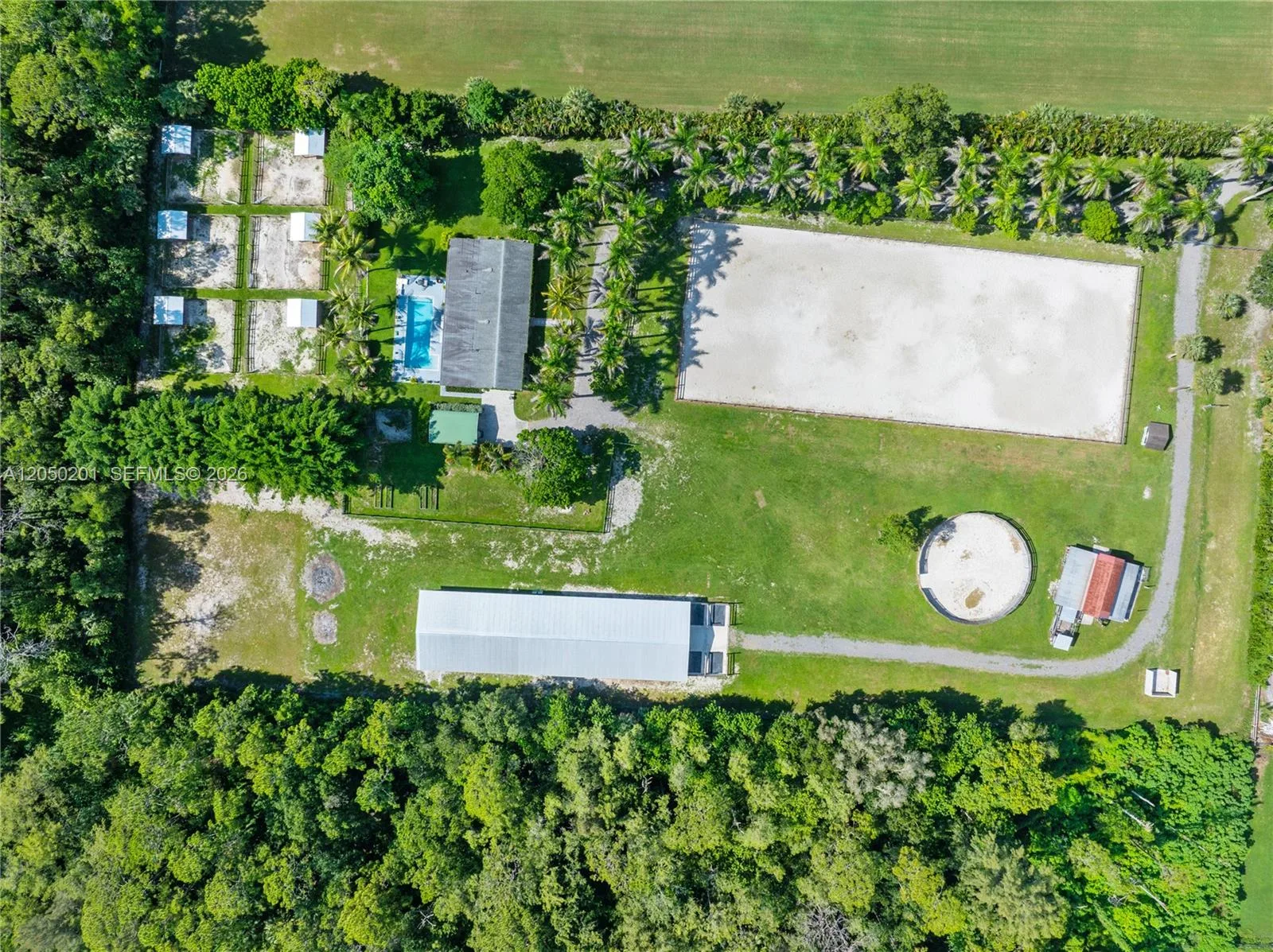 1068 D Rd, Loxahatchee, FL 33470 photo 2