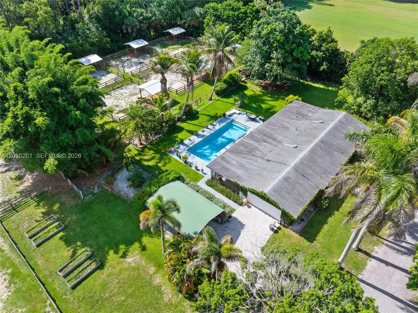 1068 D Rd, Loxahatchee, FL 33470 photo 9