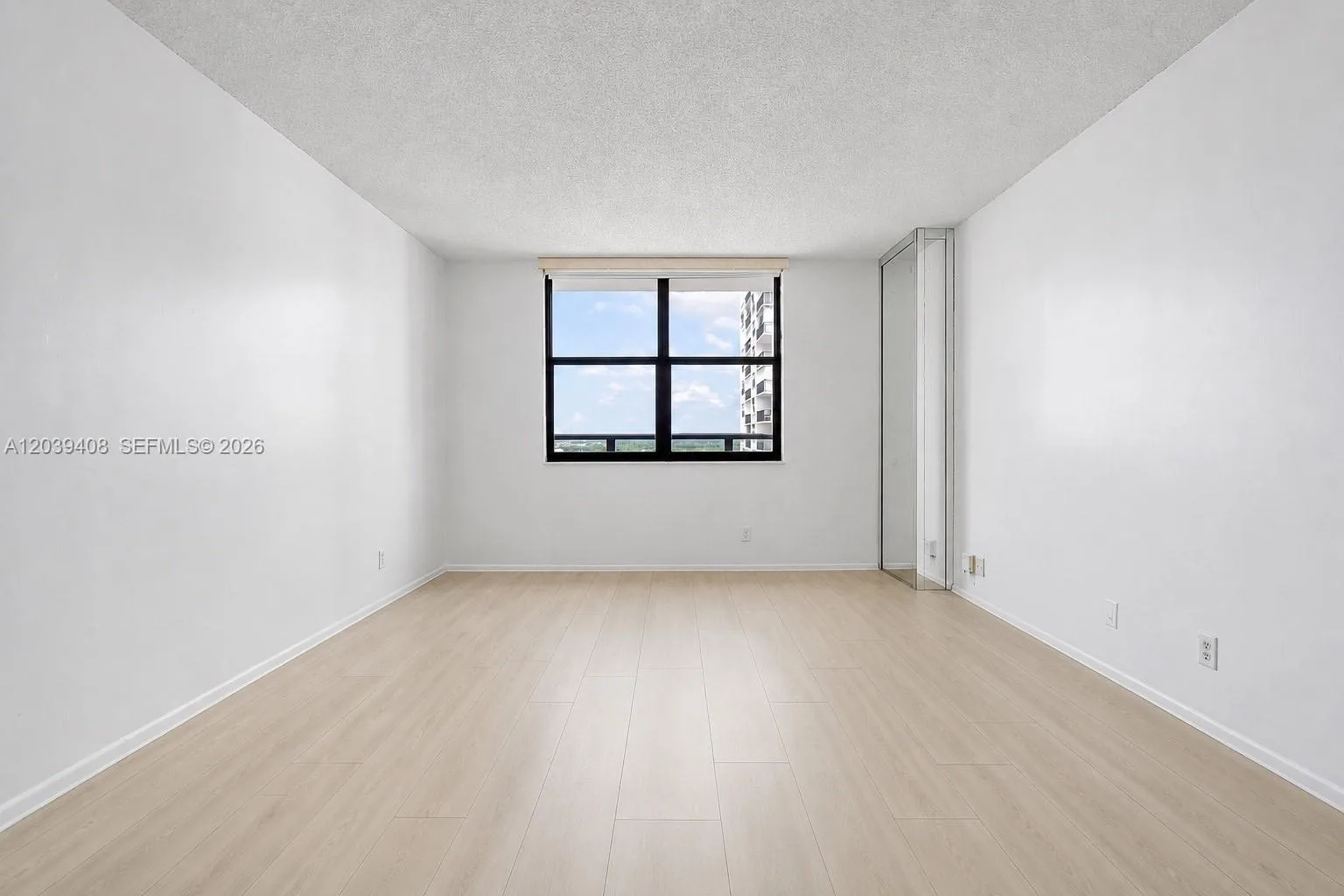 2301 S Ocean Dr # 1406, Hollywood, FL 33019 photo 12