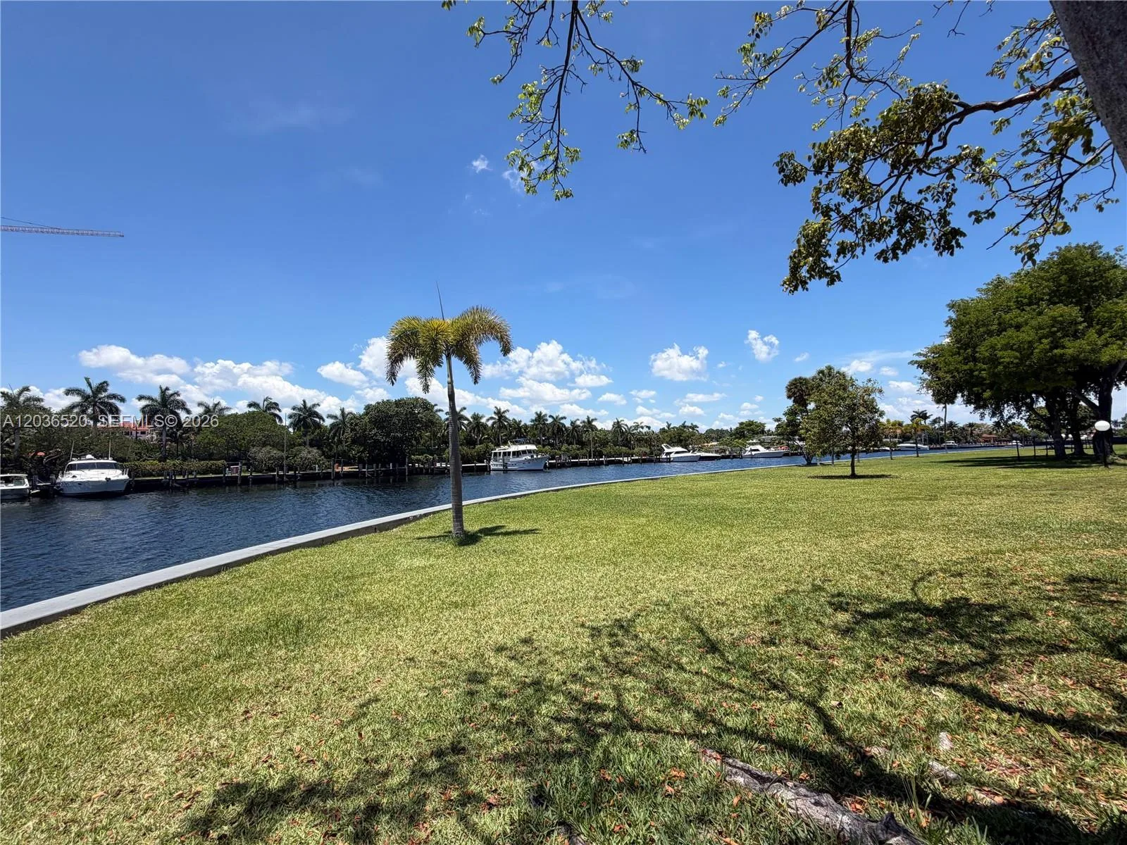 501 Three Islands Blvd # 303, Hallandale Beach, FL 33009