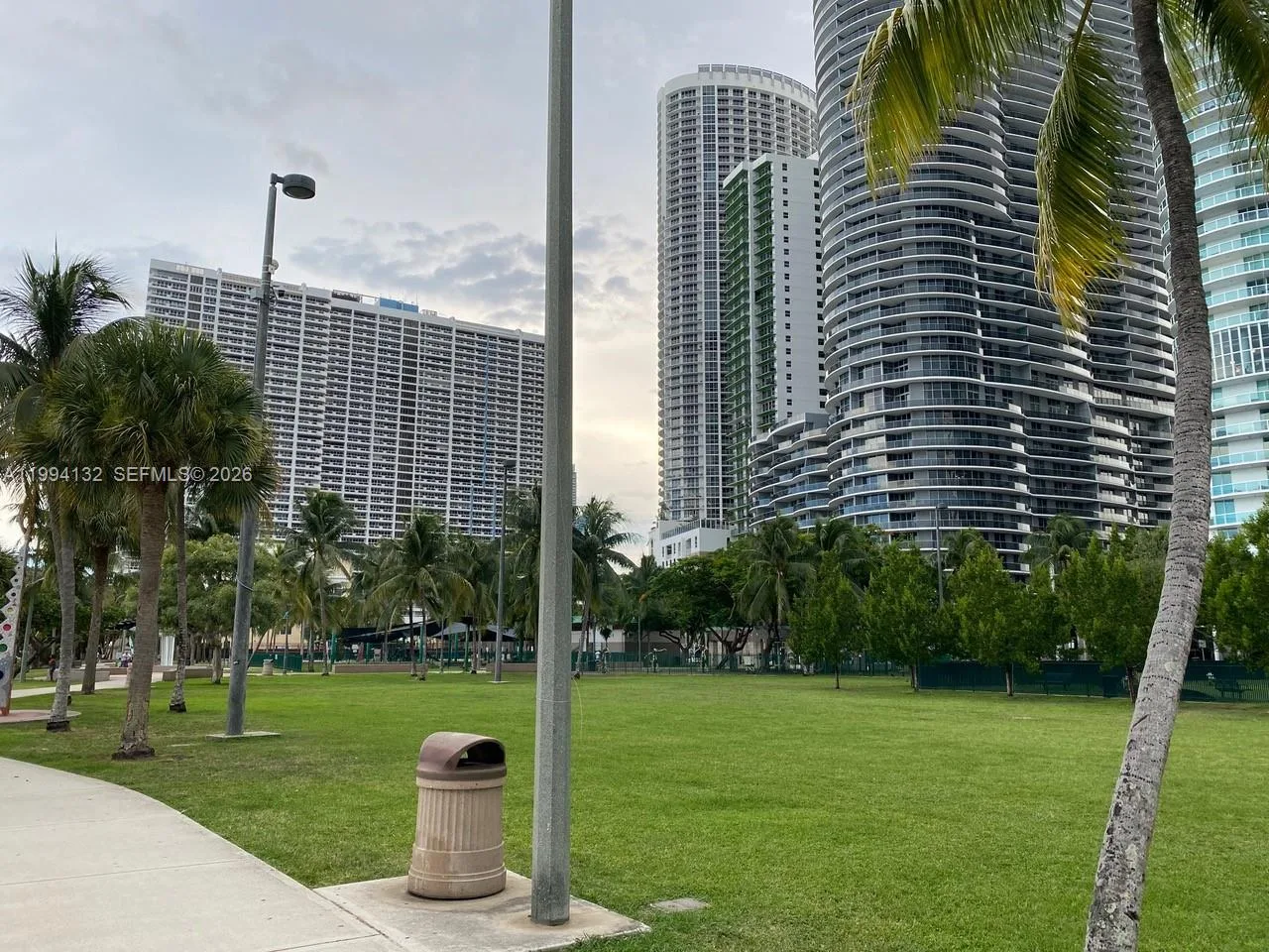 1750 N Bayshore Dr # 4003, Miami, FL 33132 photo 13