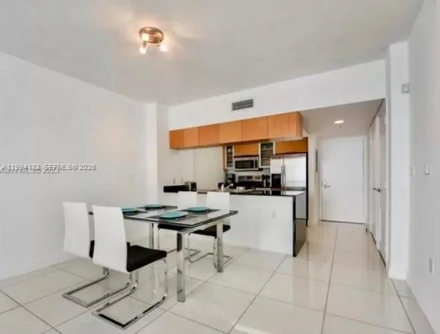 1750 N Bayshore Dr # 4003, Miami, FL 33132 photo 5