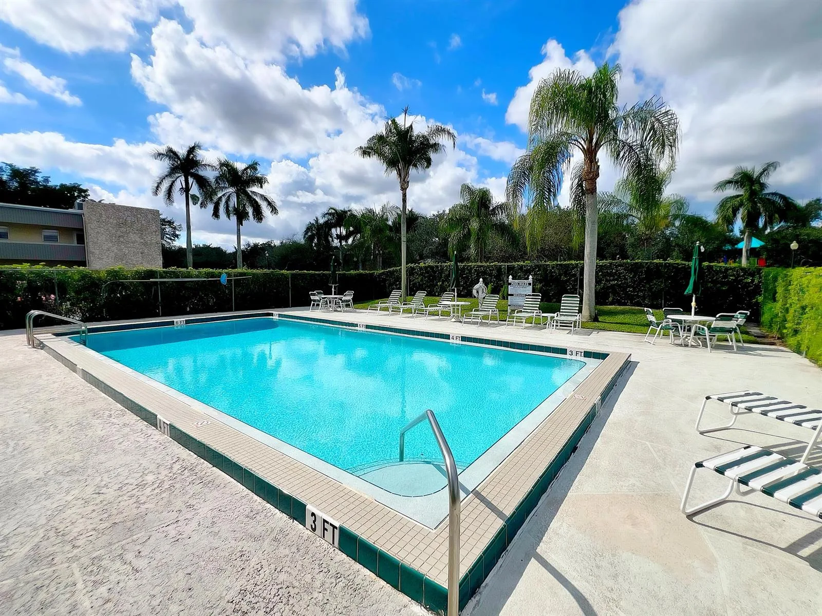 126 Sparrow Drive # 19a, Royal Palm Beach, FL 33411 photo 5