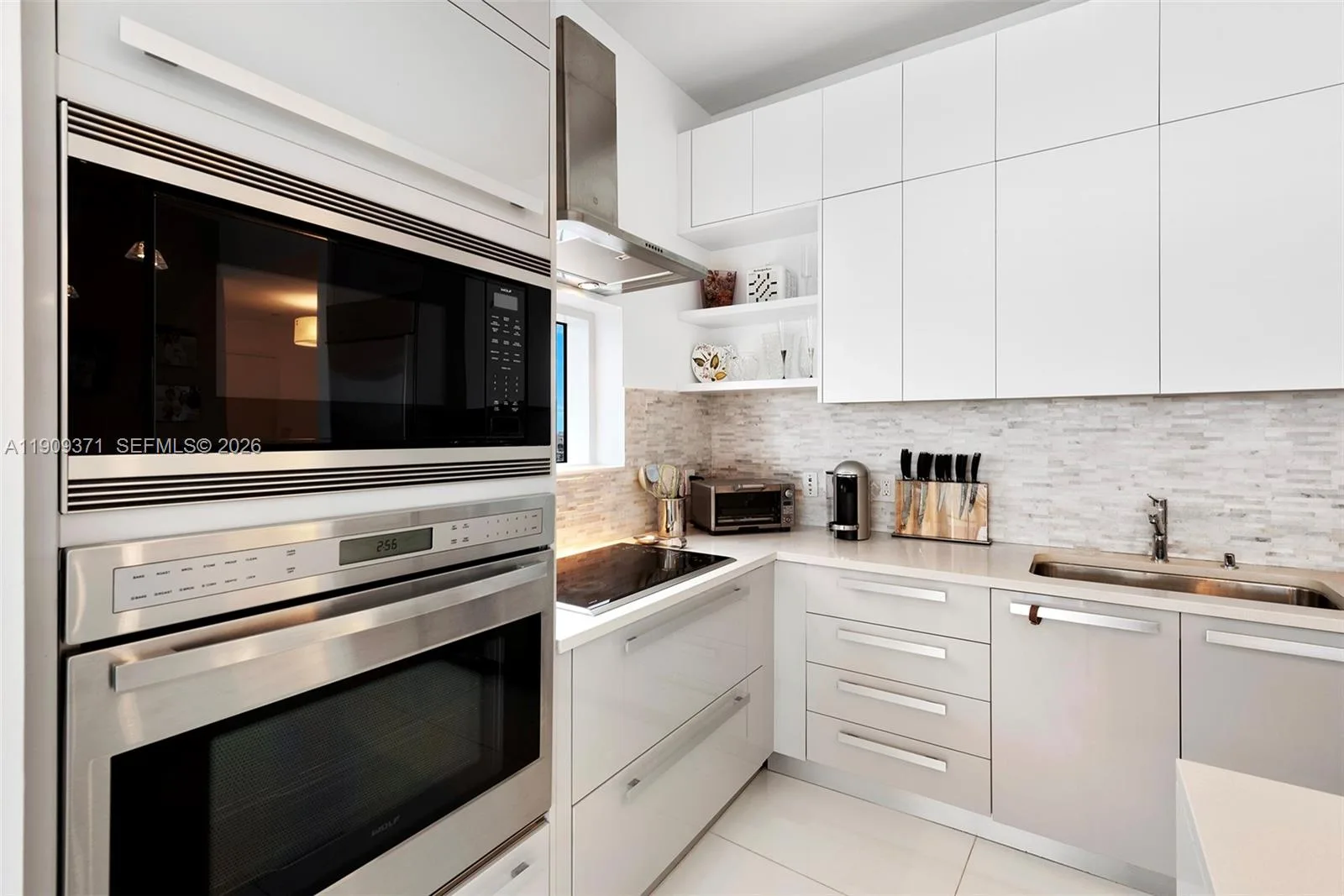 2020 N BAYSHORE DR # 2110, Miami, FL 33137 photo 12