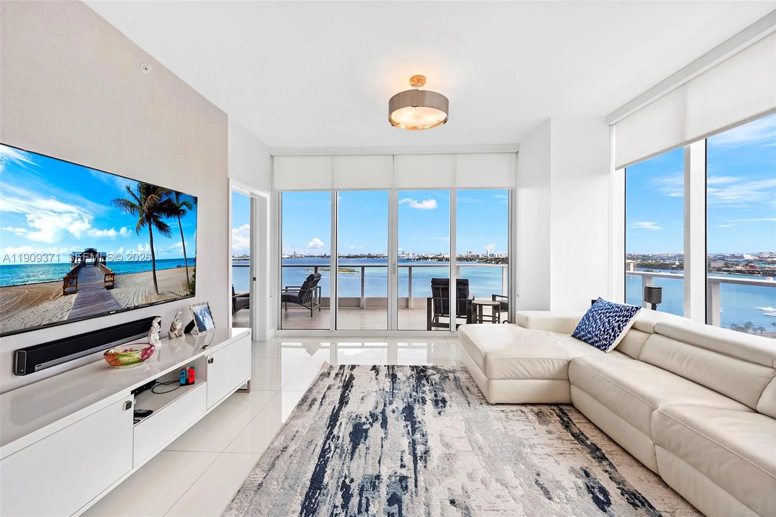 2020 N BAYSHORE DR # 2110, Miami, FL 33137 photo 4