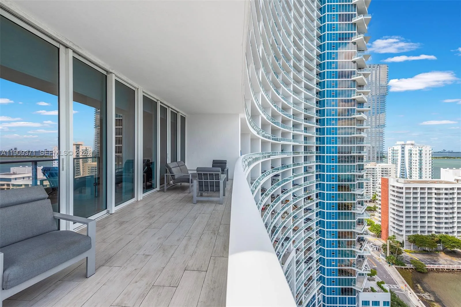 2020 N BAYSHORE DR # 2110, Miami, FL 33137 photo 8