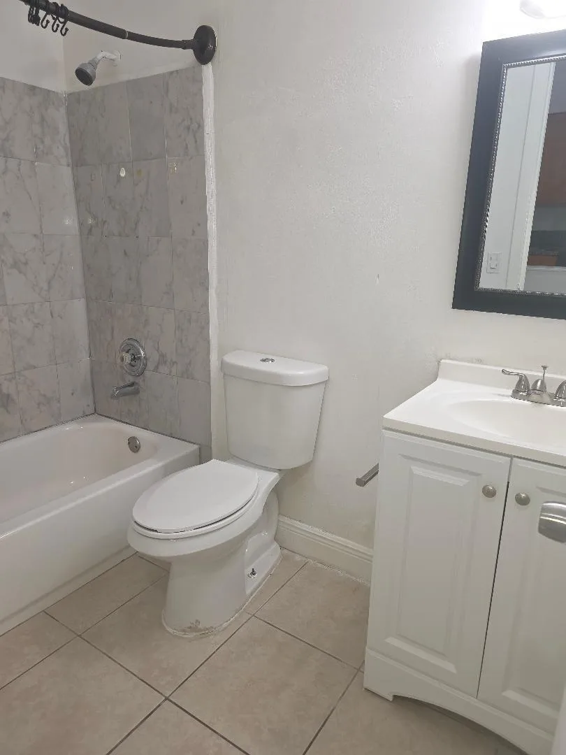 3640 NE 1st Avenue # 2, Oakland Park, FL 33334 photo 7