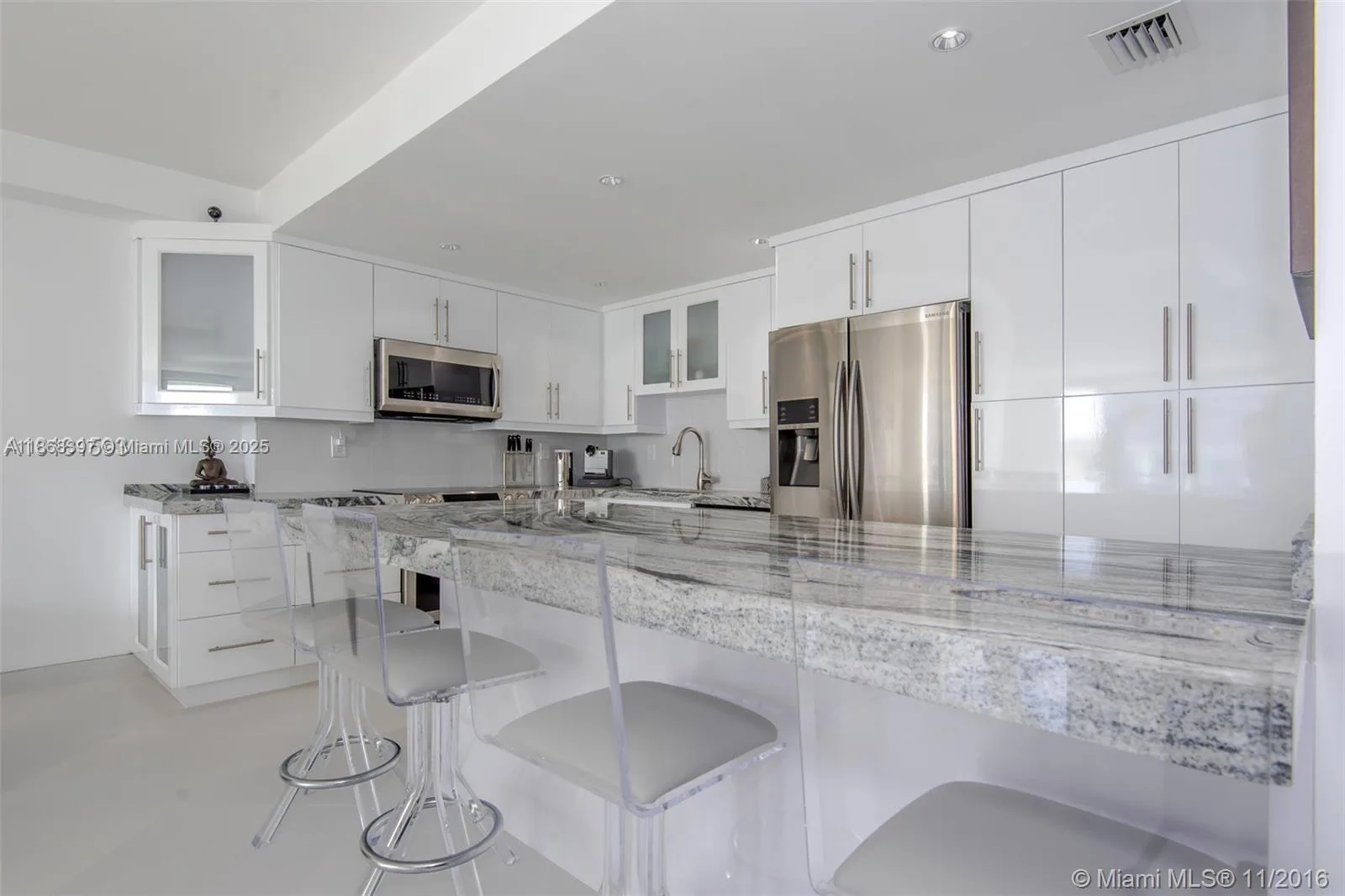 19390 Collins Ave # 1121, Sunny Isles Beach, FL 33160 photo 5