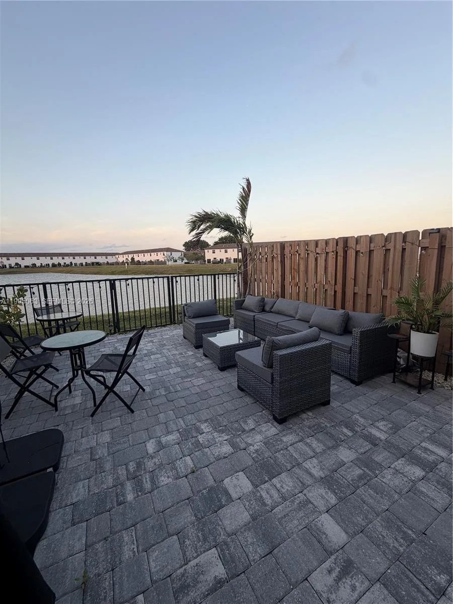 2371 NW 122nd Ter, Miami, FL 33167 photo 3