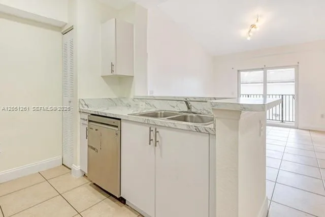 15410 SW 284th St # 8305, Homestead, FL 33033 photo 5