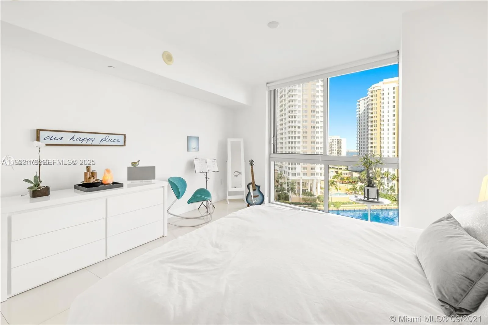 495 Brickell Ave # 1002, Miami, FL 33131 photo 5