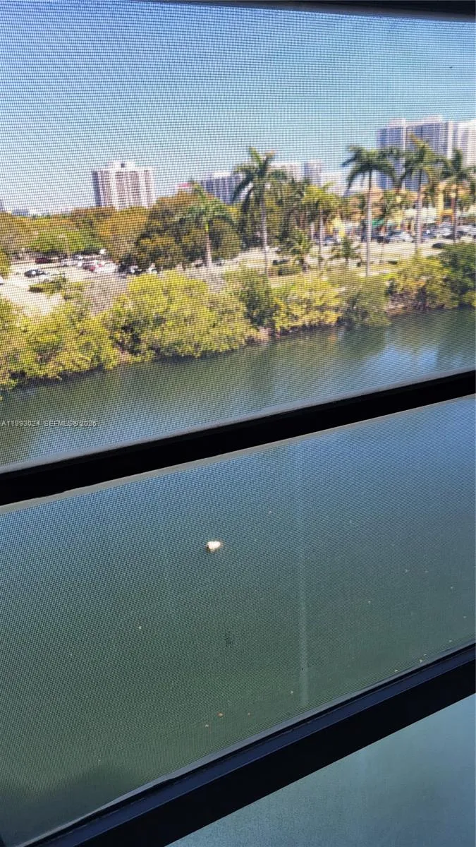 3401 N Country Club Dr # 402, Aventura, FL 33180 photo 8