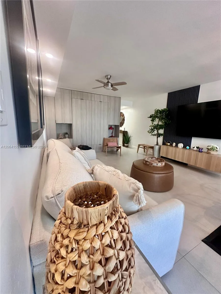9225 Collins Ave # 1407, Surfside, FL 33154 photo 7