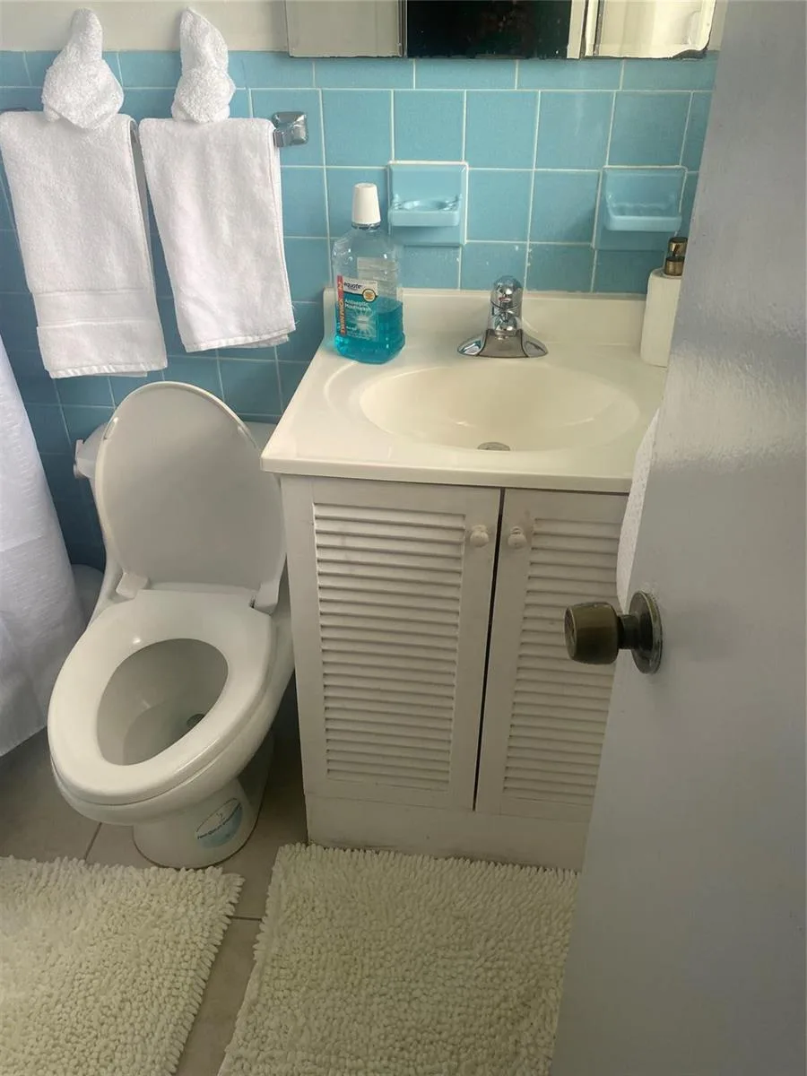 6424 Buchanan Street, Hollywood, FL 33024 photo 5