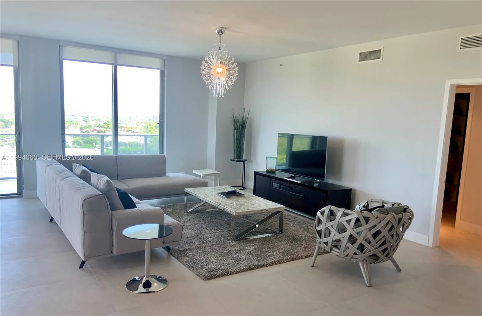 17301 Biscayne Blvd # 1602, North Miami Beach, FL 33160 photo 4