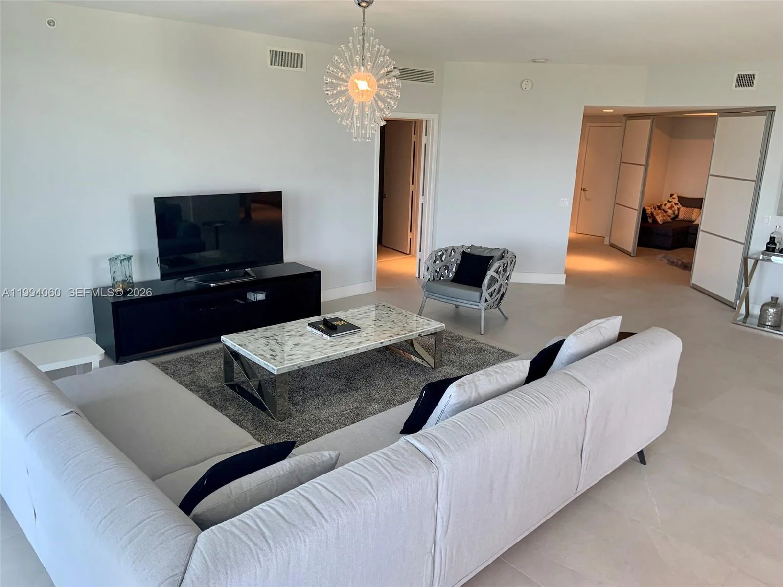 17301 Biscayne Blvd # 1602, North Miami Beach, FL 33160 photo 5