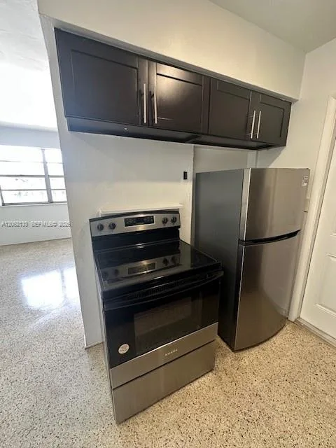 6430 W Flagler St # 6, Miami, FL 33144 photo 6