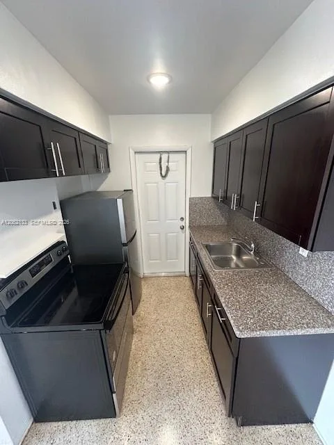 6430 W Flagler St # 6, Miami, FL 33144 photo 7