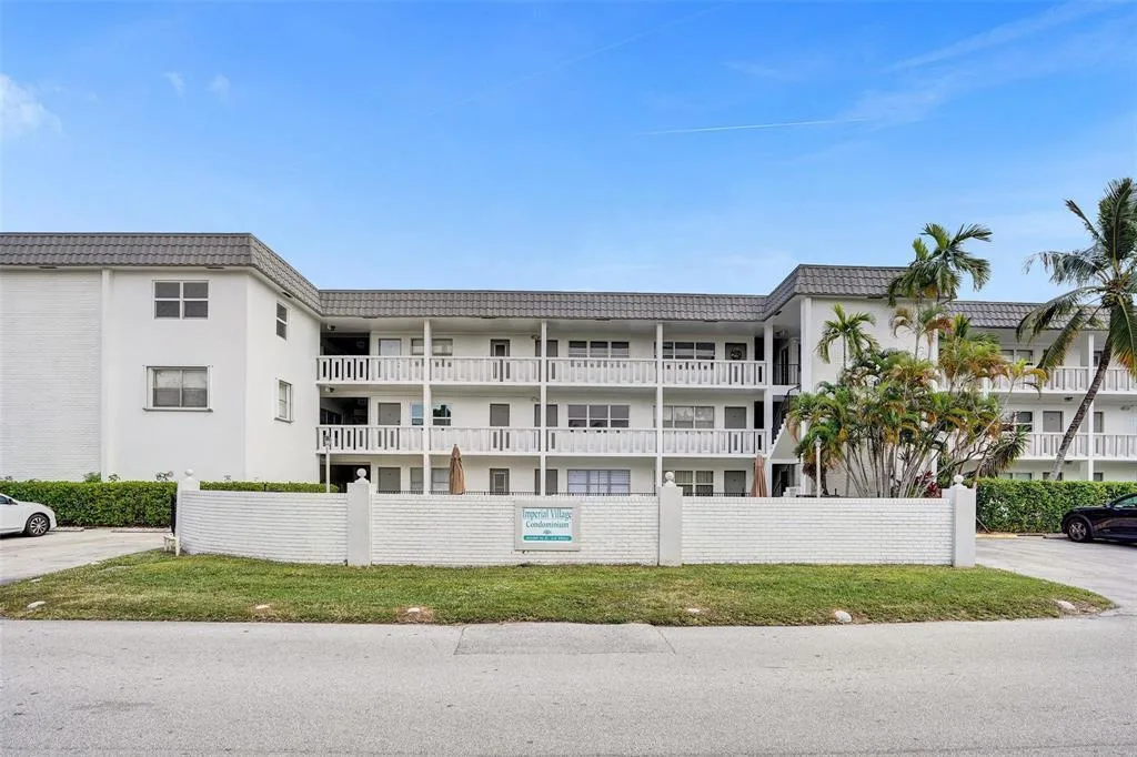 6200 NE 22ND Way # 312, Fort Lauderdale, FL 33308
