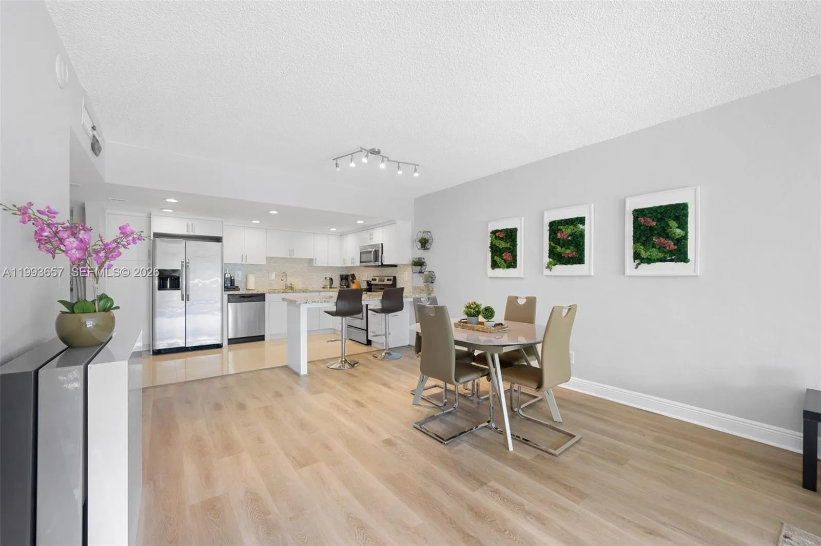 19370 Collins Ave # 225, Sunny Isles Beach, FL 33160 photo 2