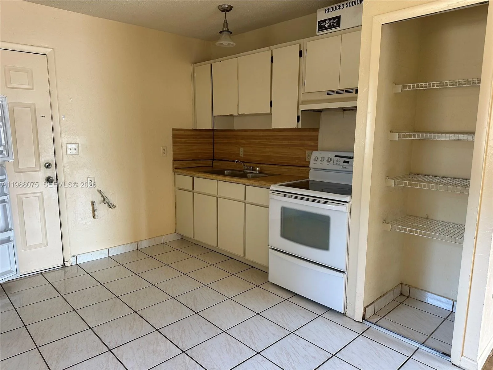 426 Las Palmas, Avon Park, FL 33825 photo 5