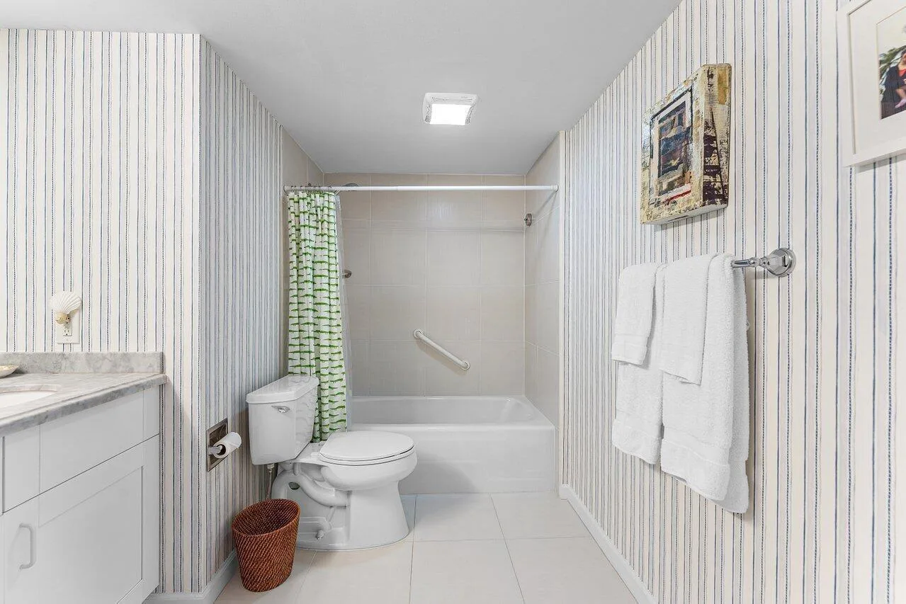 2774 S Ocean Boulevard # 409, Palm Beach, FL 33480 photo 11