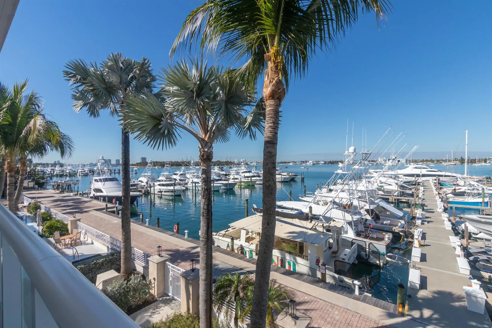 184 Lake Drive # 3102, Palm Beach Shores, FL 33404