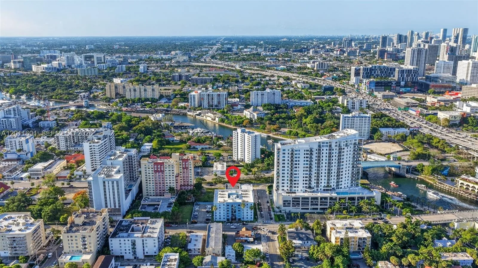 500 W Flagler St, Miami, FL 33130 photo 10