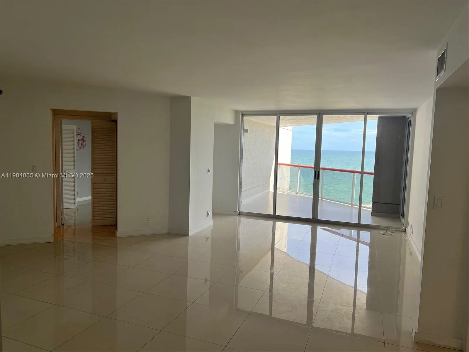 6767 Collins Ave # 904, Miami Beach, FL 33141 photo 5
