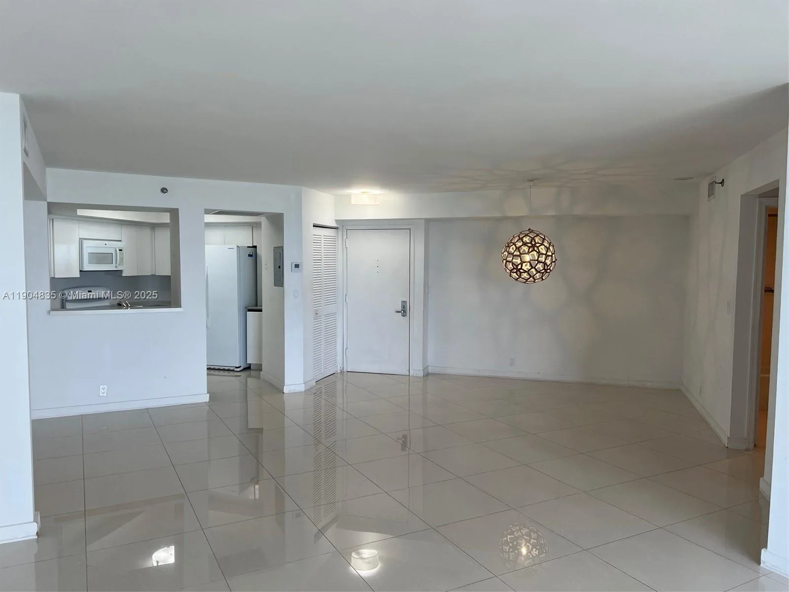 6767 Collins Ave # 904, Miami Beach, FL 33141 photo 9