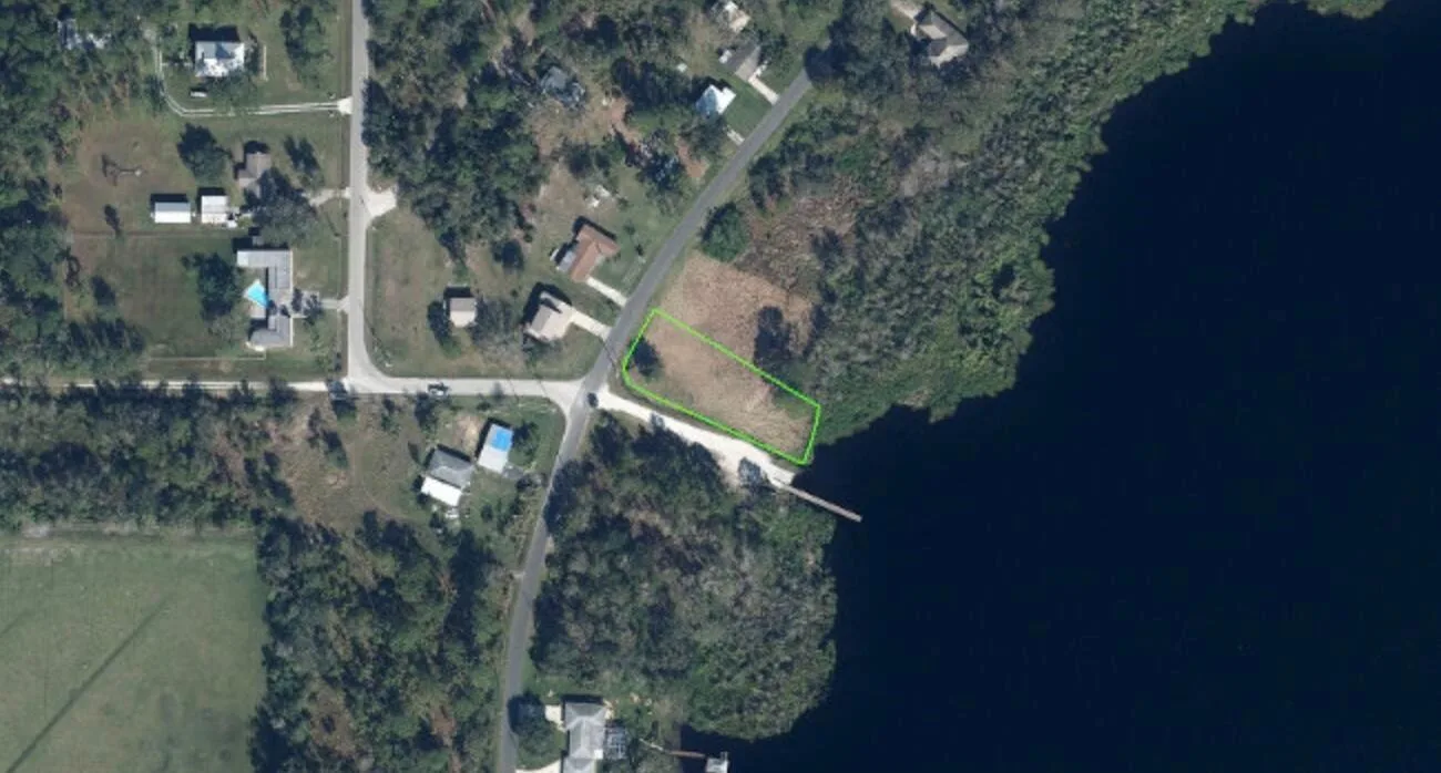 6342 Lakeside Drive W, Sebring, FL 33875
