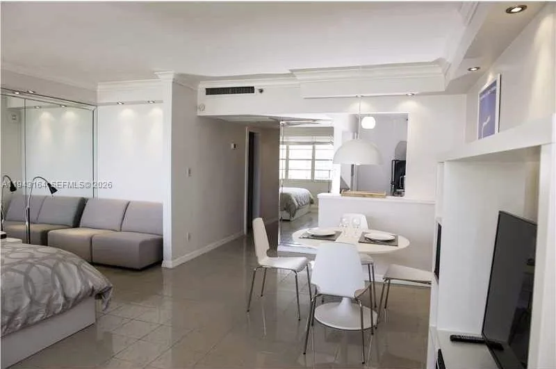 100 Lincoln Rd # 1440, Miami Beach, FL 33139 photo 9
