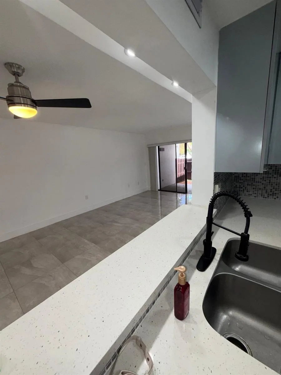 9405 Fontainebleau Boulevard # 109, Miami, FL 33172 photo 5