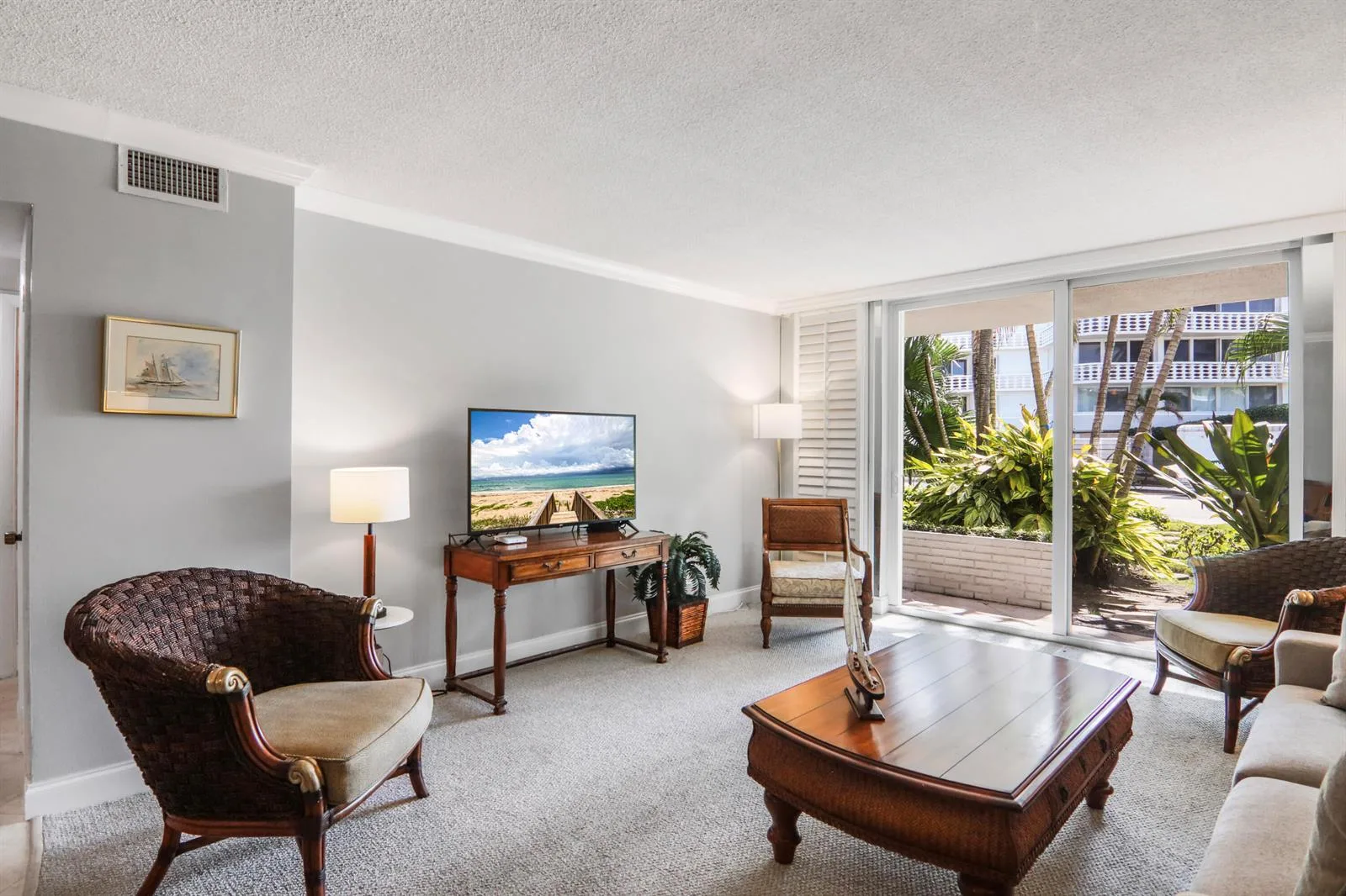 139 SUNRISE Avenue # 101, Palm Beach, FL 33480