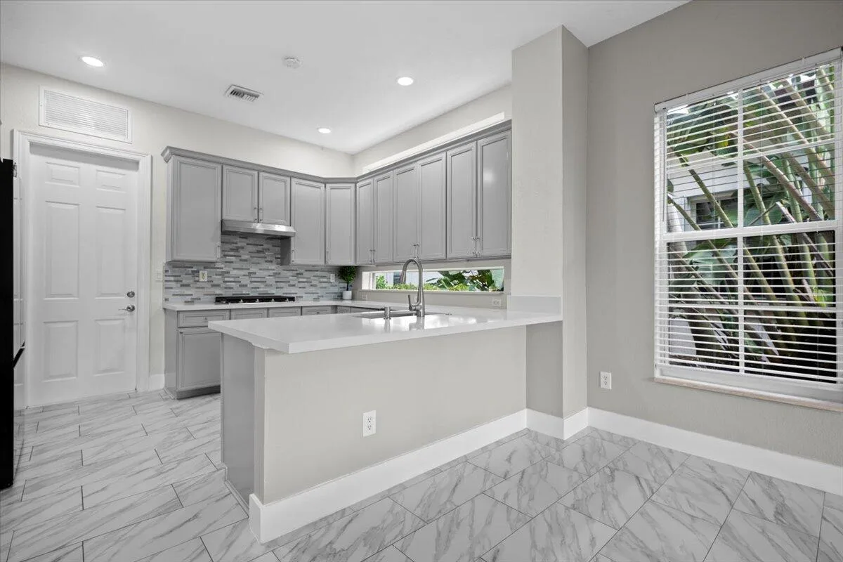 2020 Graden Drive, Palm Beach Gardens, FL 33410 photo 13
