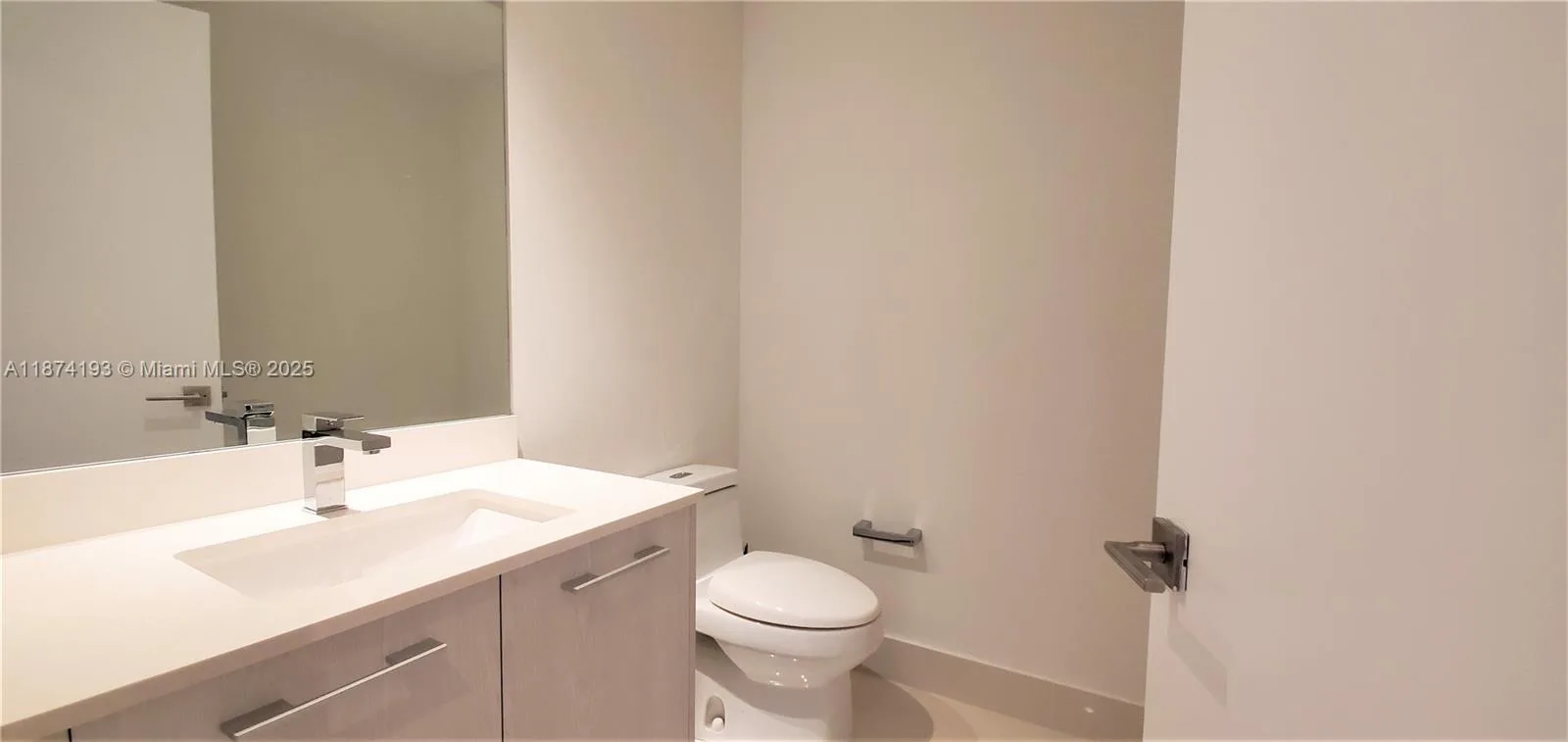 55 SW 9th St # 3610, Miami, FL 33130 photo 10