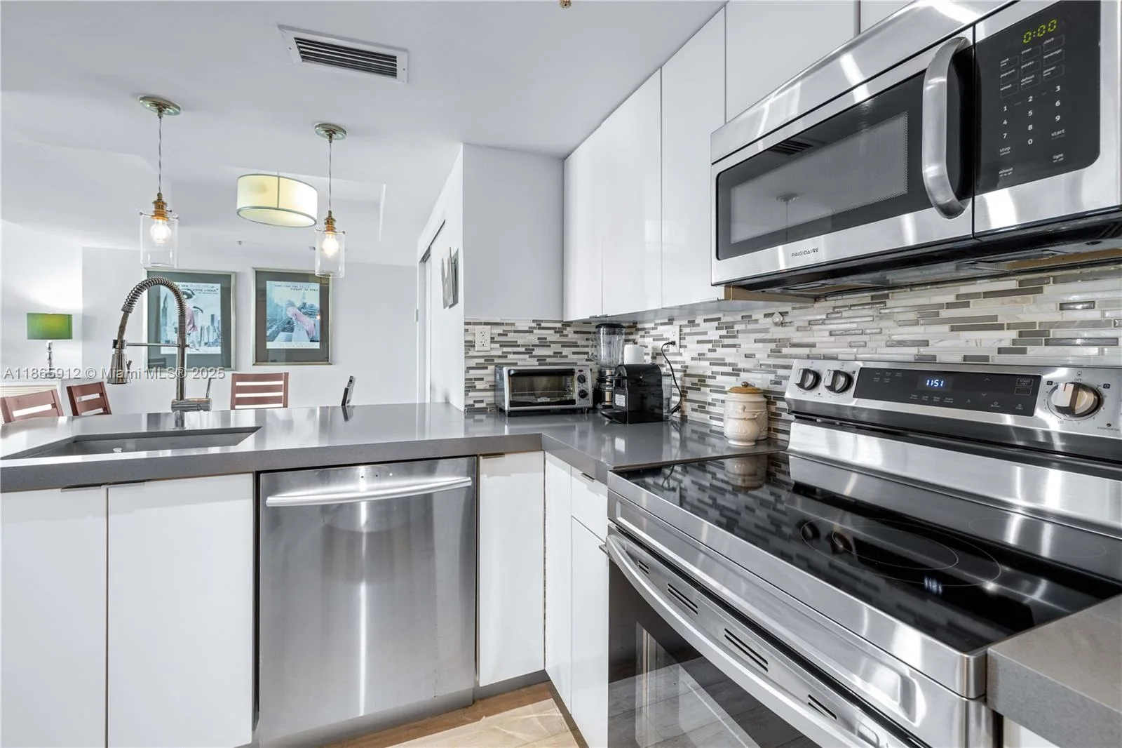 650 West Ave # 2005, Miami Beach, FL 33139 photo 10